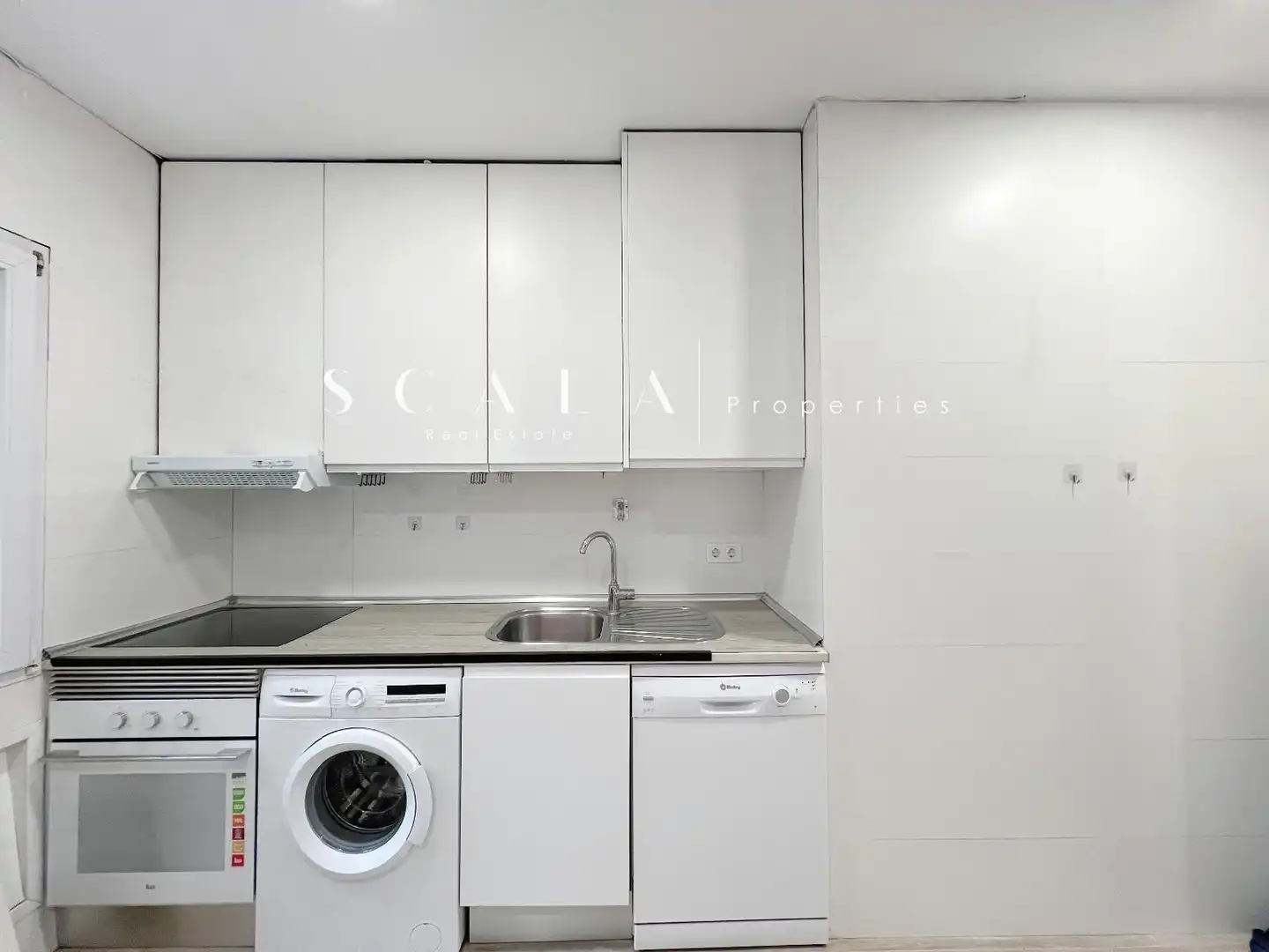 Cocina de Piso de alquiler en Madrid con Aire acondicionado, Calefacción y Amueblado