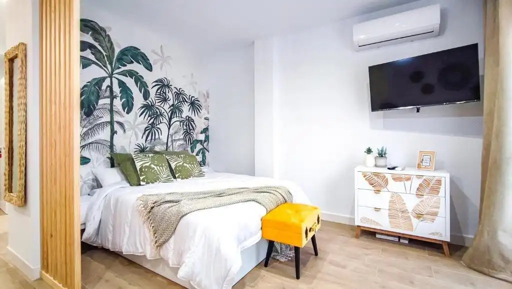 Habitación de Piso en venta en Marbella con Aire acondicionado, Jardín privado y Terraza