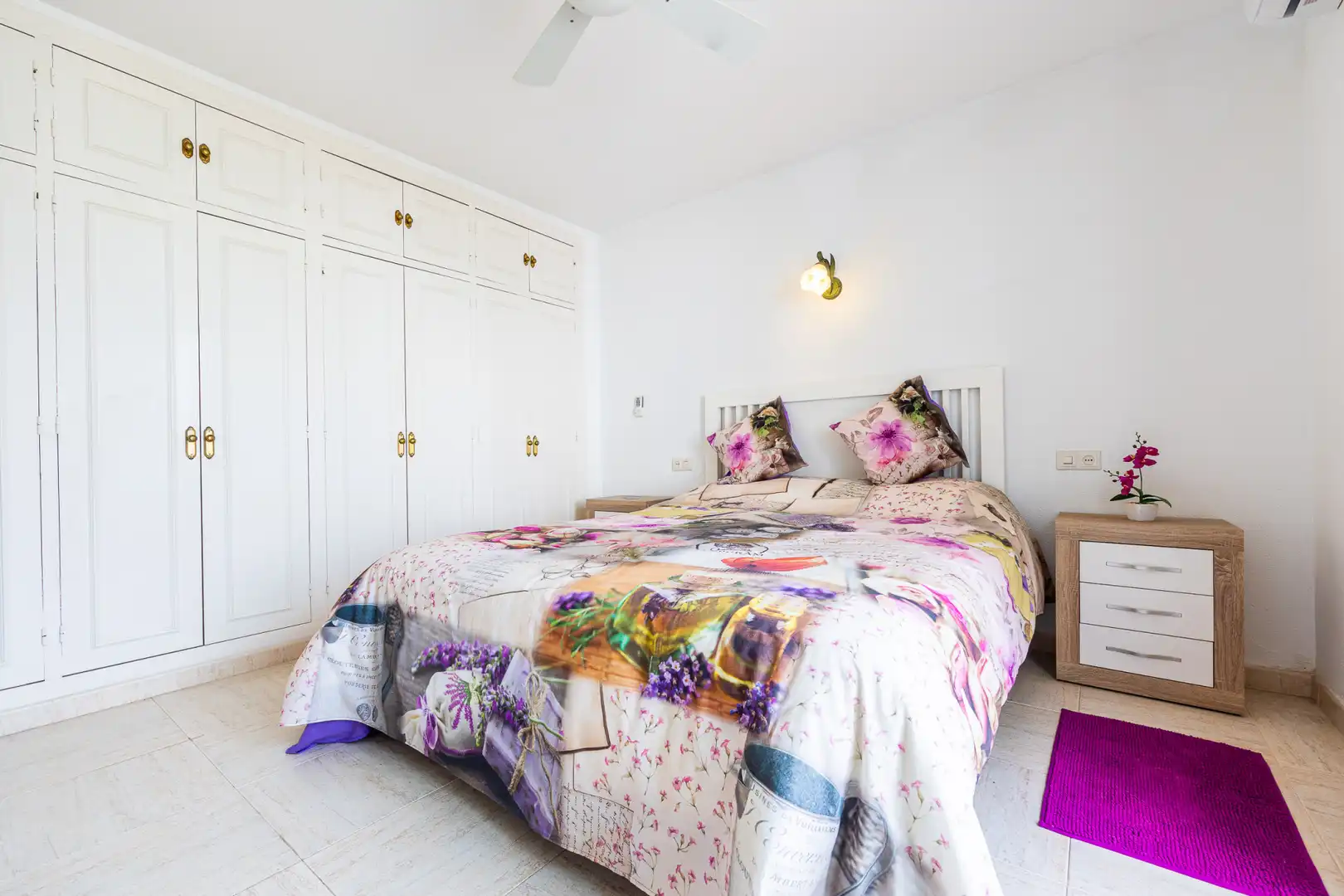 Schlafzimmer von Einfamilien-Reihenhaus zum Verkauf in Mijas mit Klimaanlage, Terrasse und Schwimmbad
