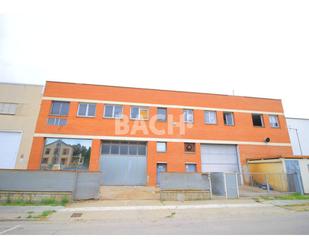 Vista exterior de Nau industrial de lloguer en Vic