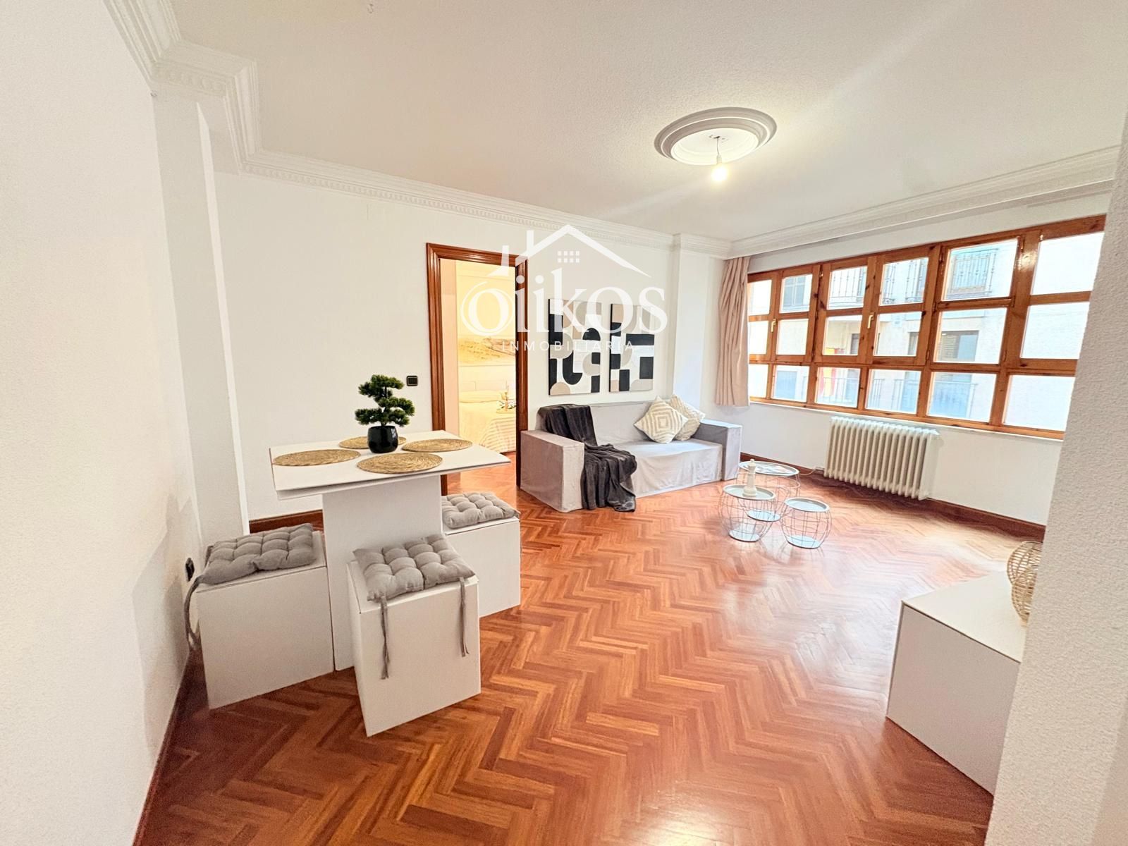 Sala de estar de Piso en venta en Salamanca Capital con Calefacción, Parquet y Balcón