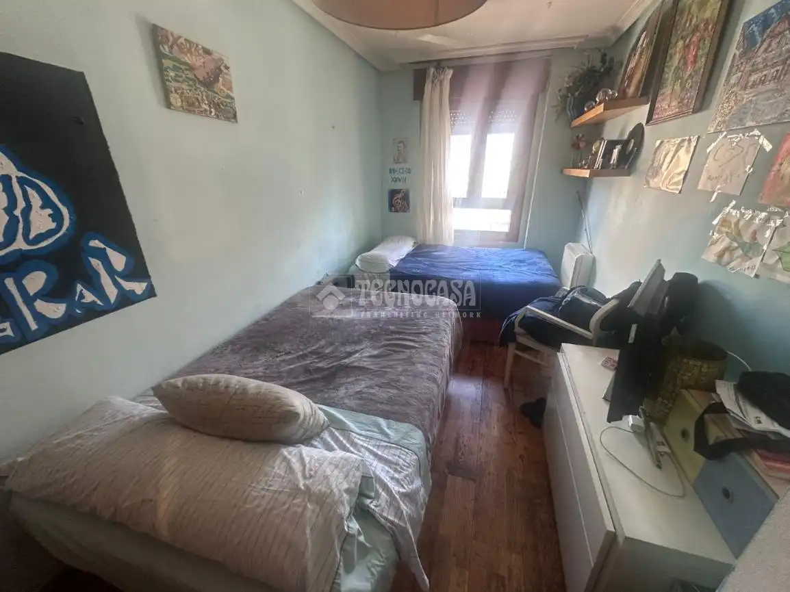Piso en venta en Avenida de la constitución, Centro