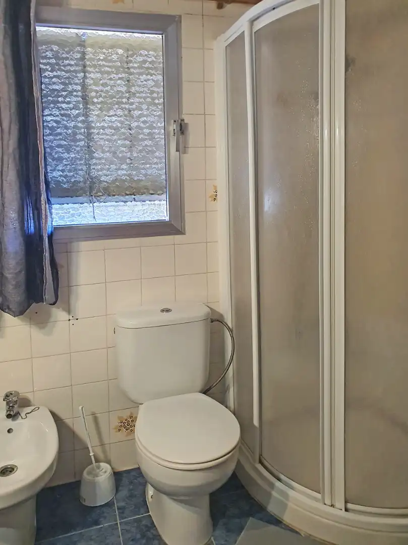 Zimmer in Calle de Alozaina, Santa Cristina - San Rafael