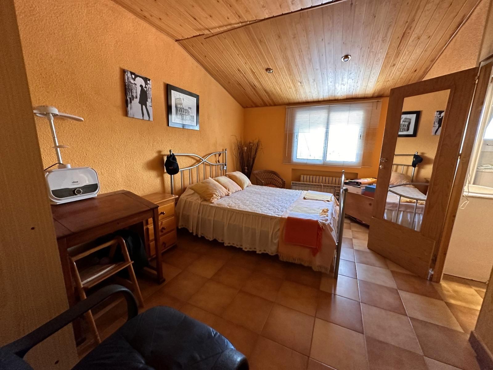Bedroom of Single-family semi-detached for sale in Palafolls  with Air Conditioner, Heating and Terrace