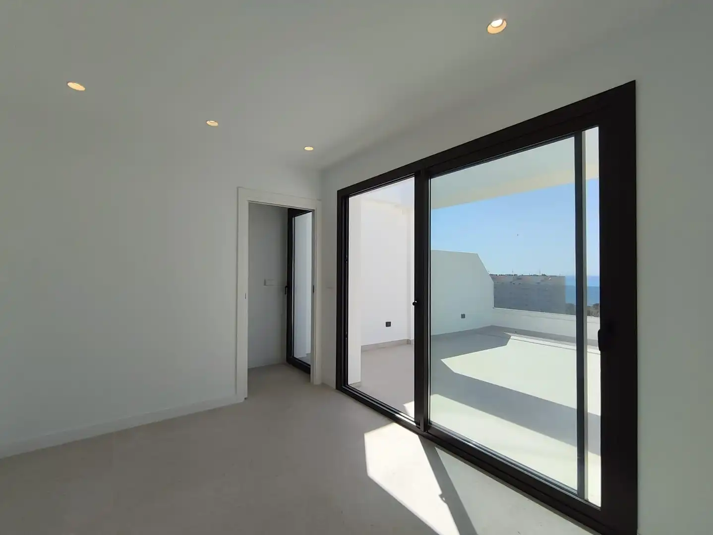 Ático en venta en Villajoyosa / La Vila Joiosa con Aire acondicionado, Jardín privado y Terraza