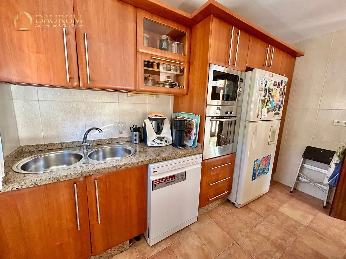 Cocina de Casa o chalet en venta en Málaga con Aire acondicionado, Calefacción y Jardín privado