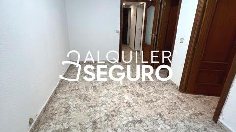 Foto 5 de Pis de lloguer a Santo Angel, Sudeste Industrial, Madrid