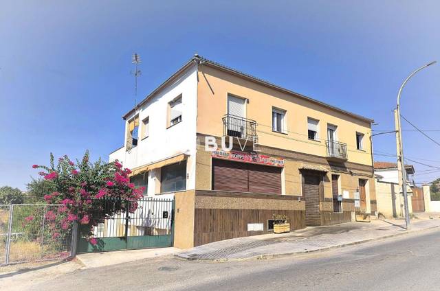 Casa-chalet en Venta en de granada en Montemayor