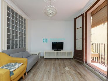 Flat with lift for sale in Sant jacint