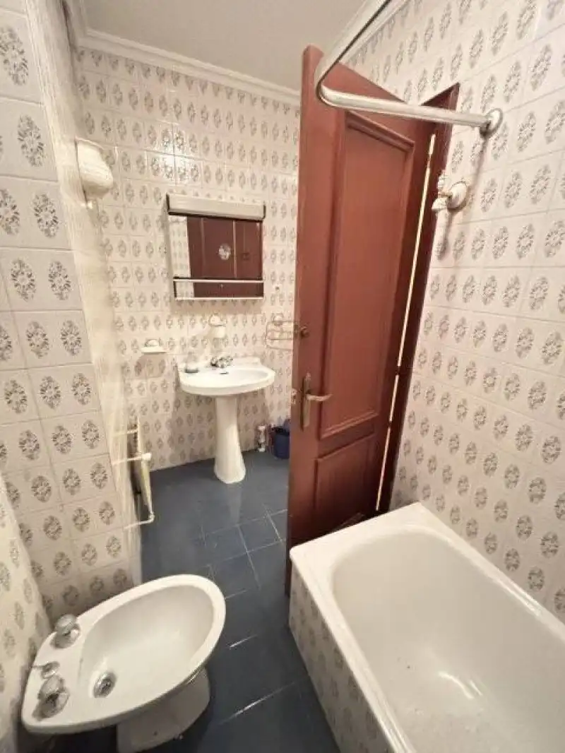Bathroom of Flat for sale in Torrelavega   with Heating, Private garden and Parquet flooring