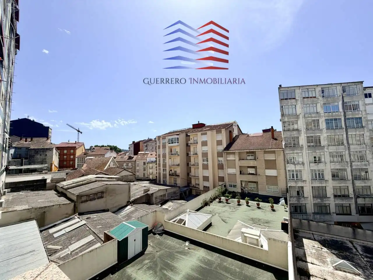 Vista exterior de Apartament de lloguer en Ourense Capital  amb Calefacció, Parquet i Terrassa