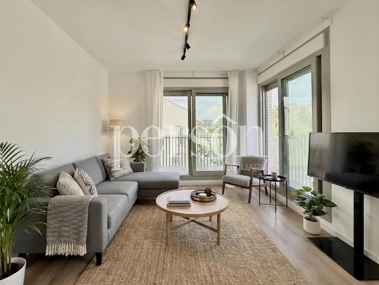 Living room of Flat for rent in  Valencia Capital  with Air Conditioner, Heating and Terrace