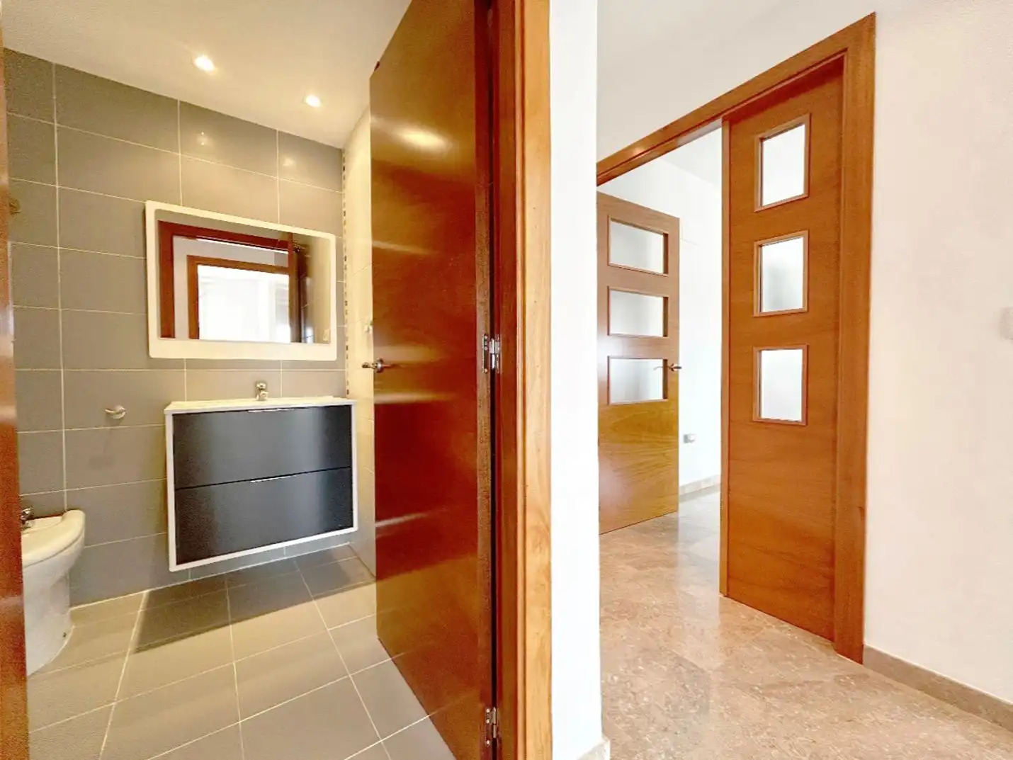 Piso de alquiler en Emperador con Aire acondicionado, Calefacción y Trastero