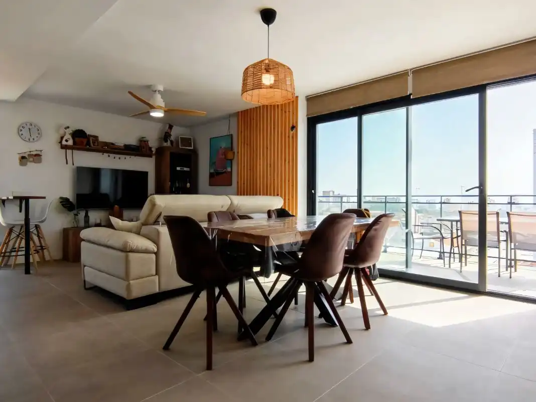 Appartamento con piscina in vendita a Avenida de Rumanía 24, imagen 8