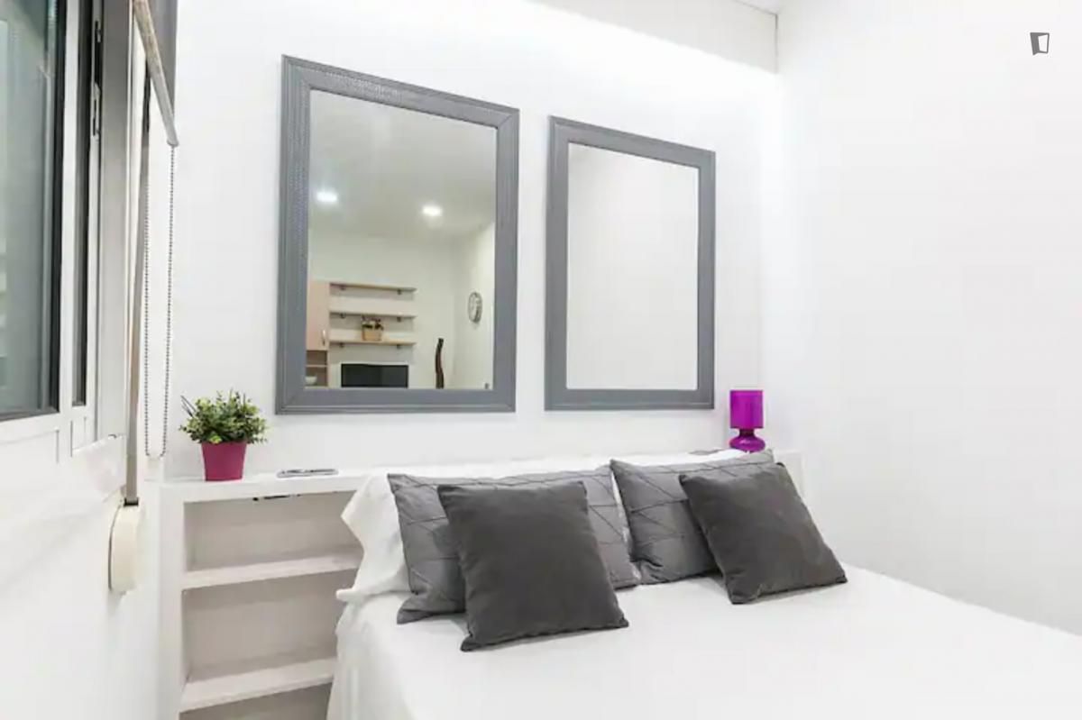 Estudi de lloguer a Sant Pere, Sta. Caterina i la Ribera