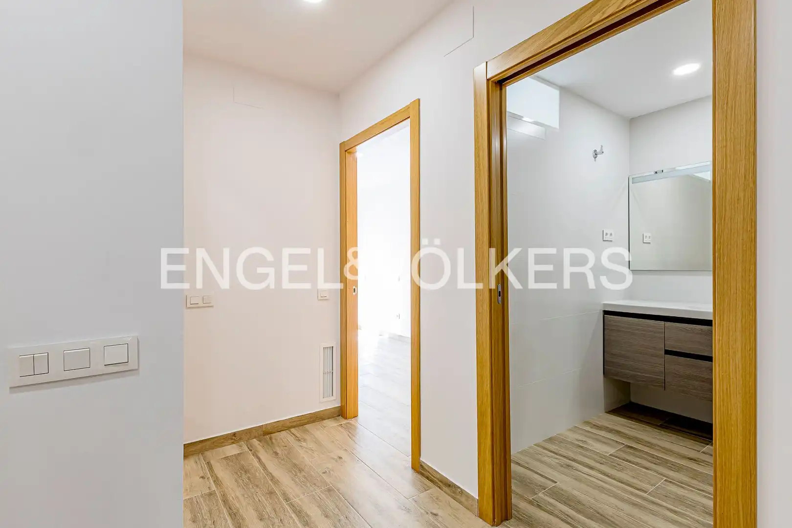 Piso en venta en Barcelona con Aire acondicionado, Calefacción y Terraza
