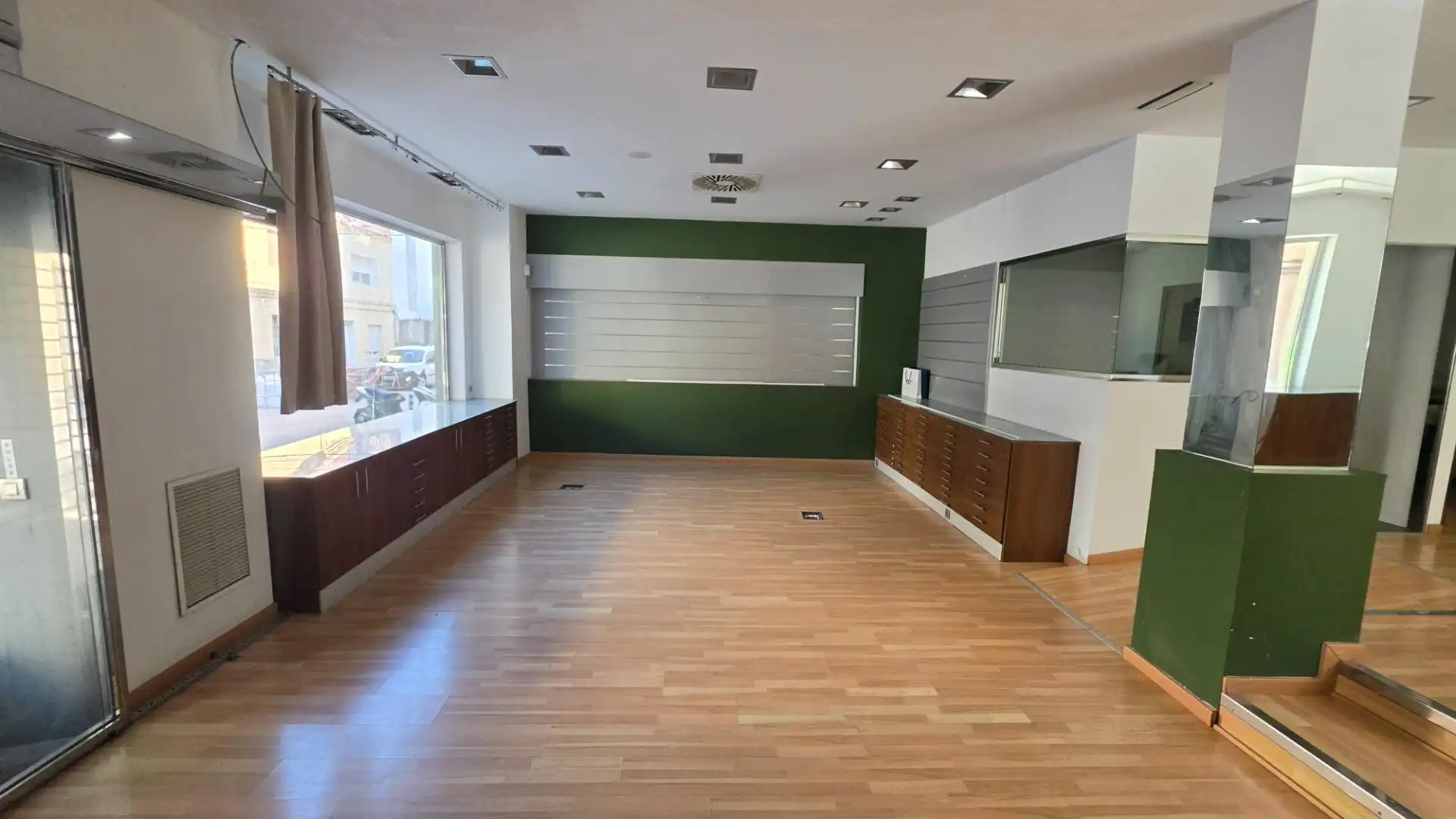 Geschaftsraum zur Miete in Centro  