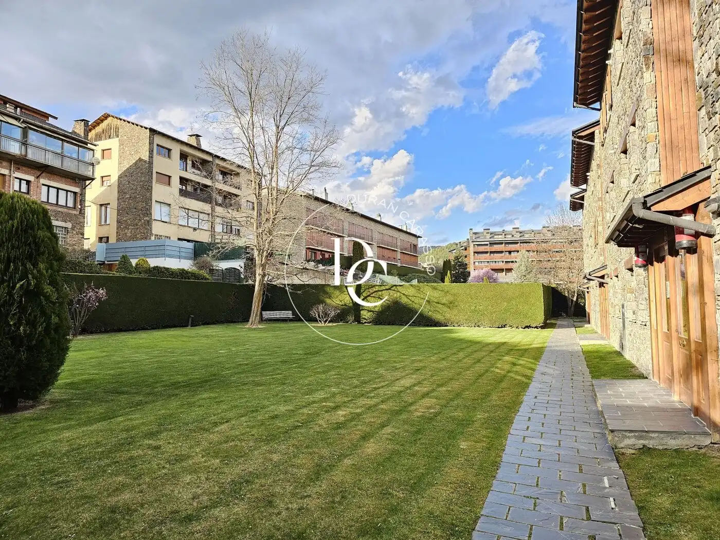 Duplexes for rent in Carrer de les Devesetes, Llívia