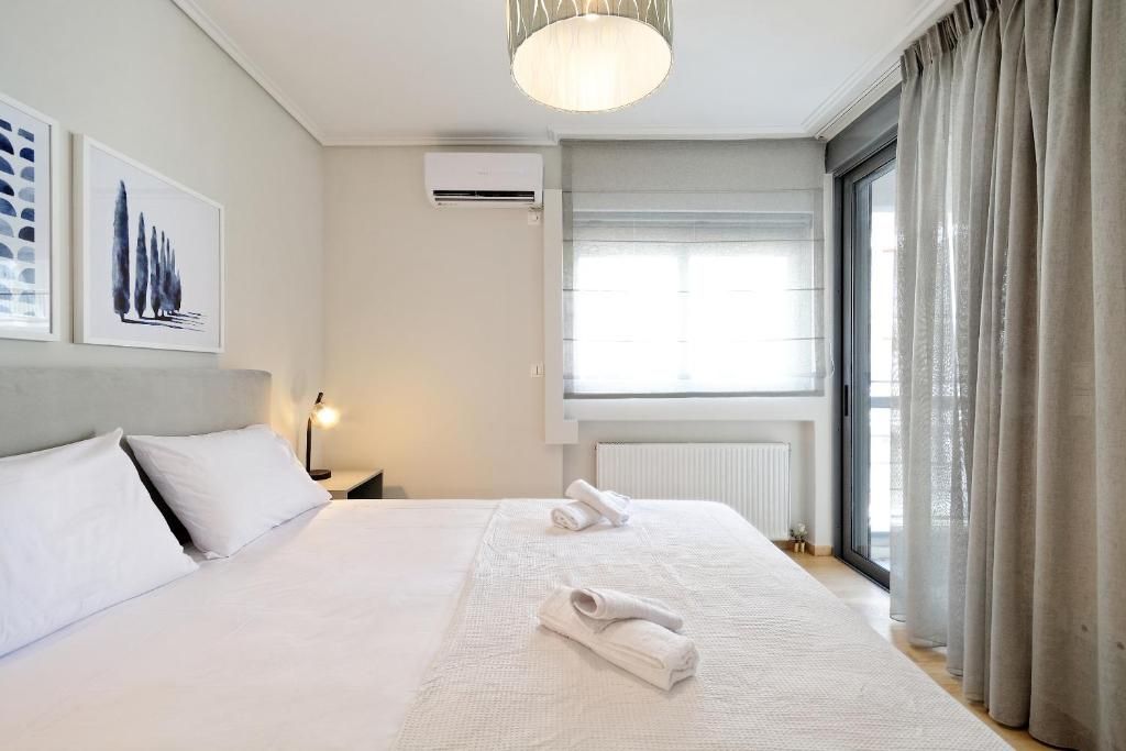 Dormitori de Apartament de lloguer en Salt amb Aire condicionat, Moblat i TV