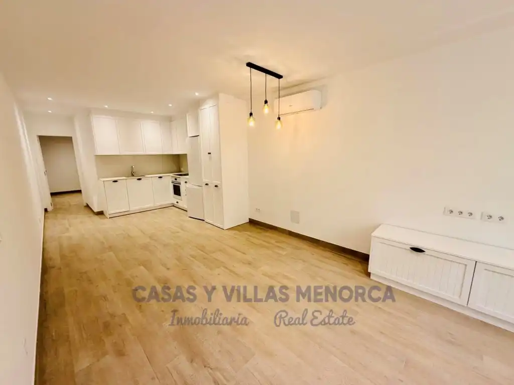 Baixos en venda a Carrer Sant Jordi