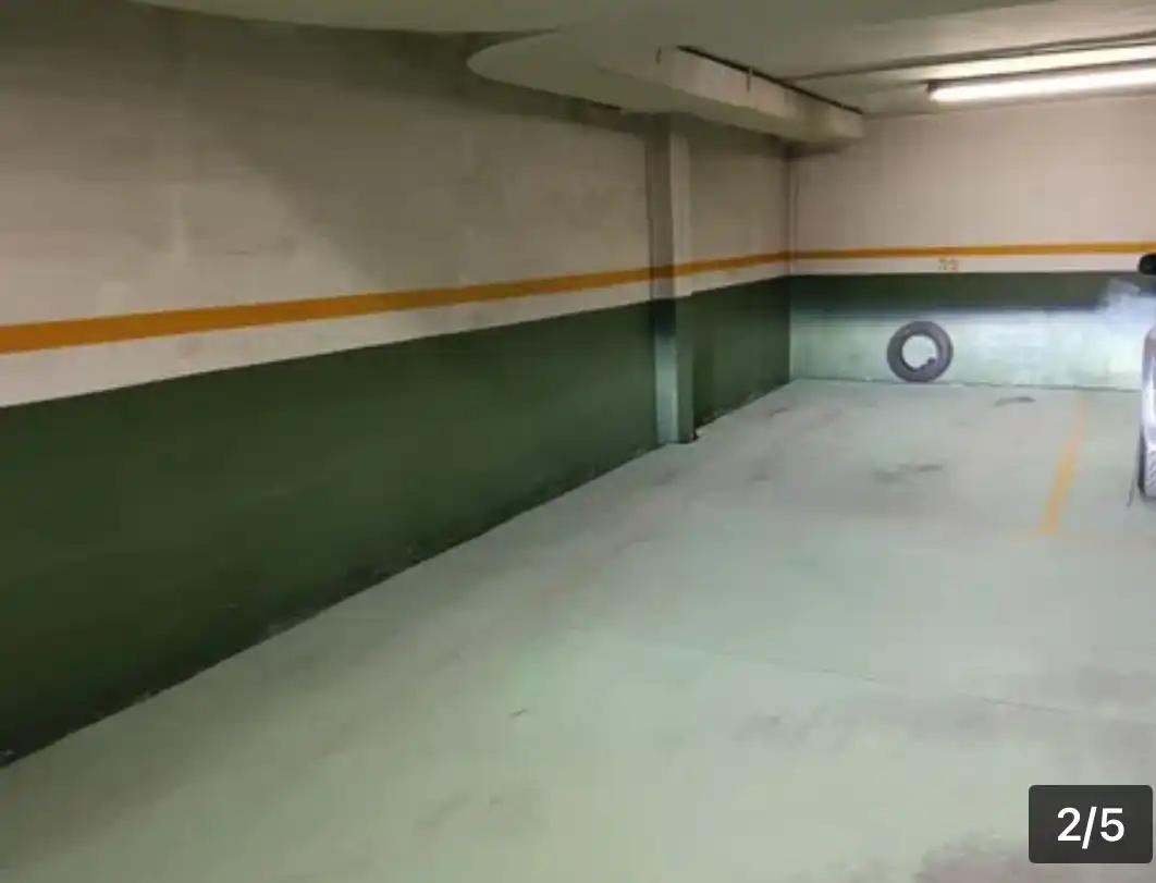 Einzelparkplatz mit Aufzug zum Verkauf in Rúa Rosalía de Castro 33, imagen 2