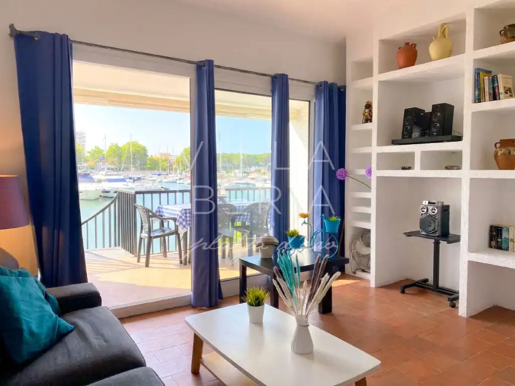 Wohnzimmer von Einfamilien-Reihenhaus zum Verkauf in Castell d'Aro, Platja d'Aro i s'Agaró mit Gemeinschaftspool