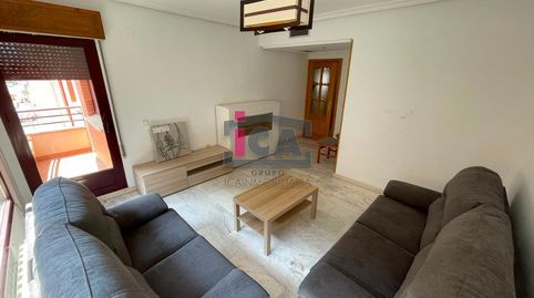 Image 2 of the listing