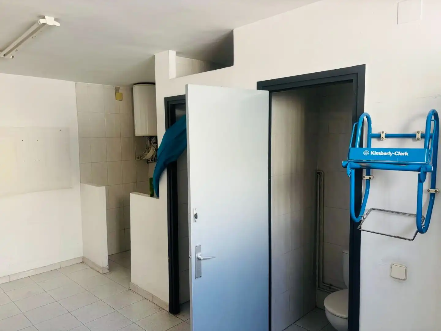 Badezimmer von Fabrik Grundstücke zur Miete in Castellar del Vallès