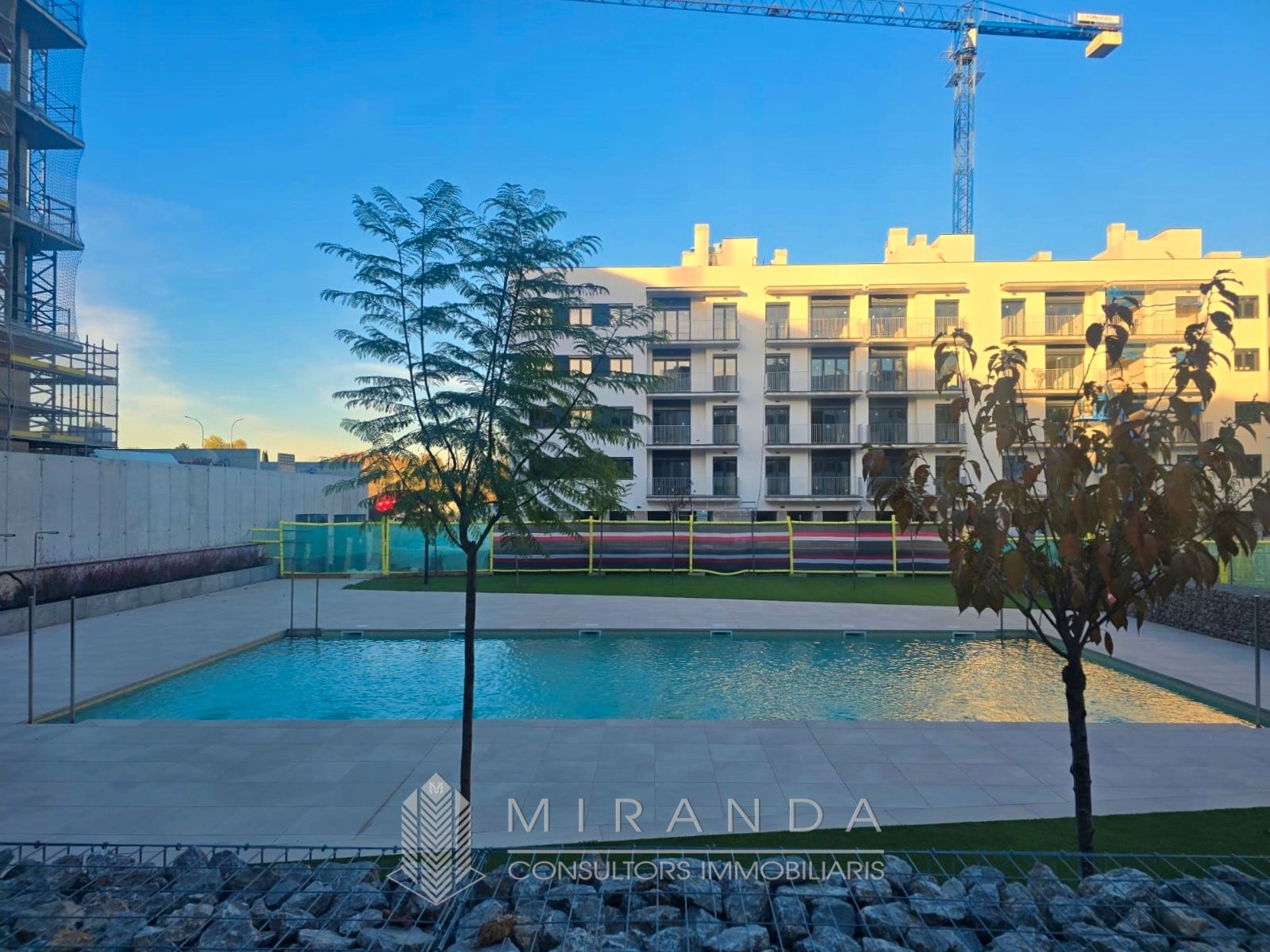 Swimming pool of Flat to rent in Montcada i Reixac  with Air Conditioner, Heating and Private garden