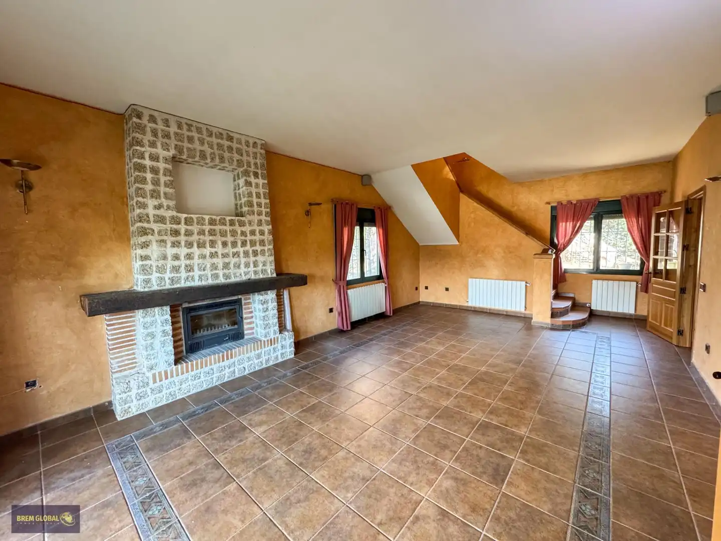 Living room of Houses for sale in Navalafuente  with Heating, Private garden and Storage room