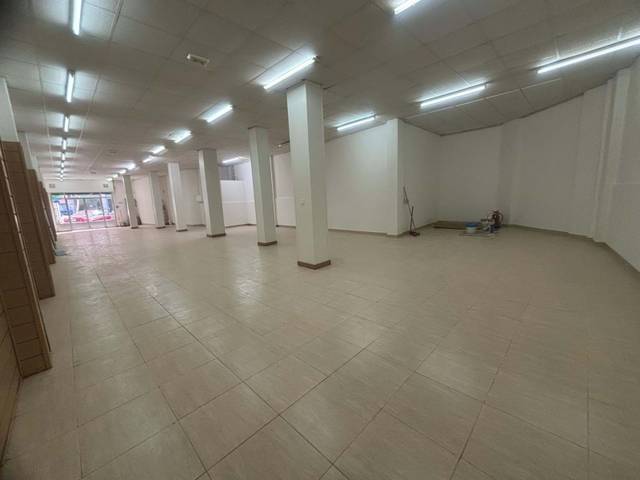 Local comercial en Venta en Carmelo Gil Doktoreen en Ametzola
