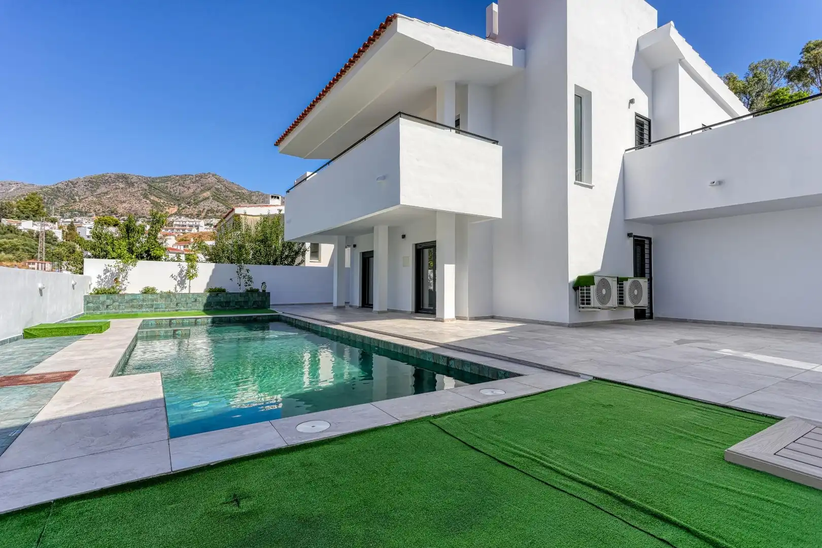 Piscina de Casa o chalet en venta en Mijas con Aire acondicionado, Calefacción y Terraza