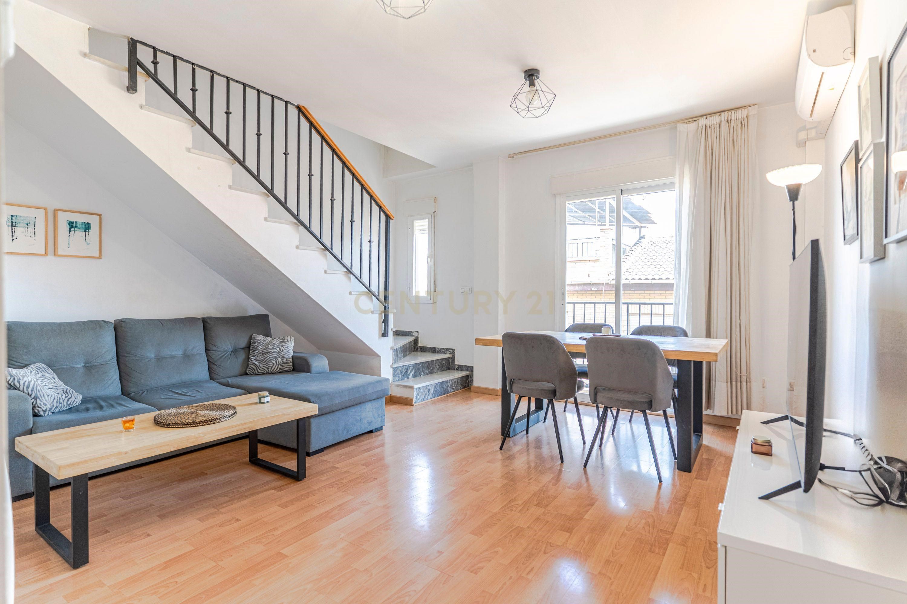 Living room of Flat for sale in Armilla  with Air Conditioner and Terrace