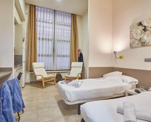 Study to rent in Sants