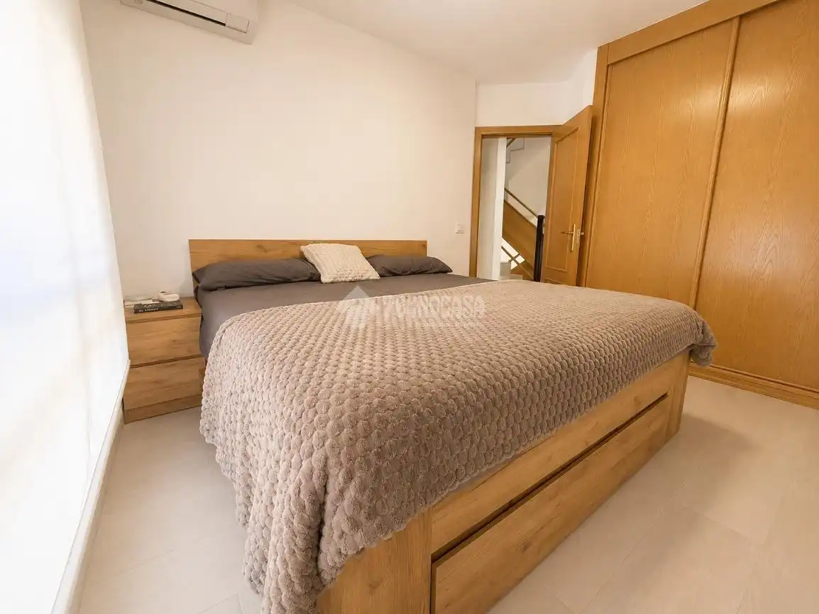 Bedroom of Flat for sale in San Martín de la Vega  with Air Conditioner, Private garden and Furnished