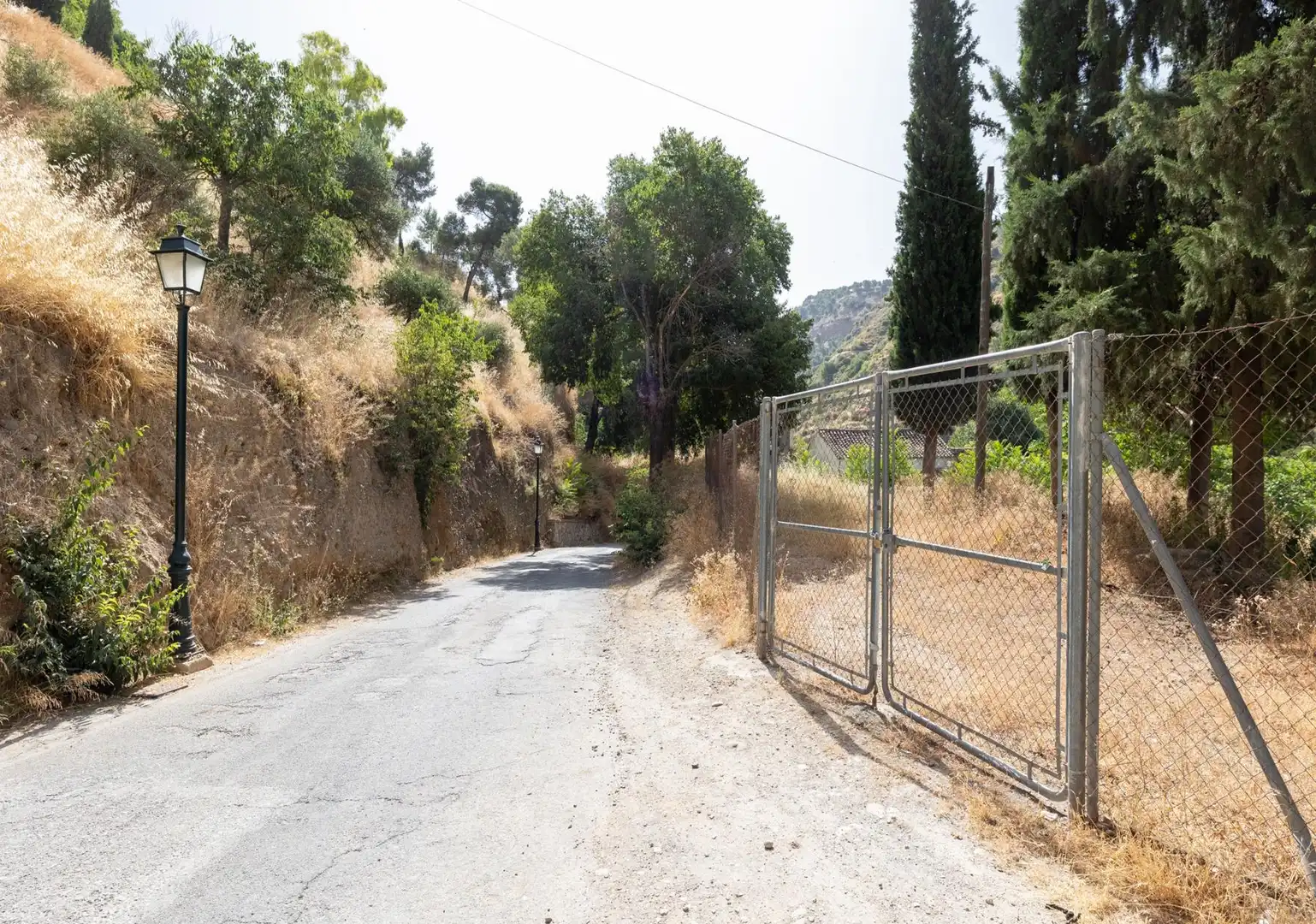 Lands and plots for sale in Camino Santo Sepulcro del Sacromonte