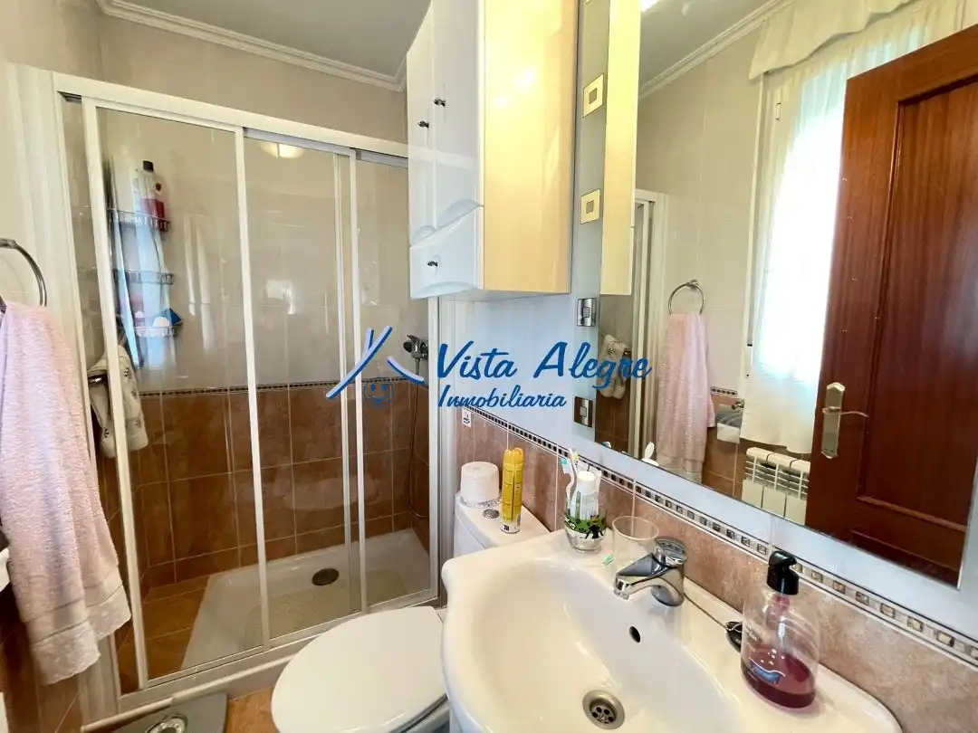 Bathroom of Detached homes for sale in Anguciana  with Heating, Private garden and Terrace