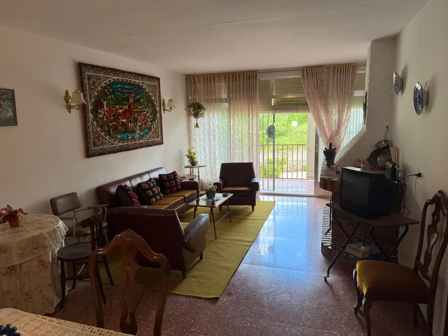 Sala d'estar de Pis en venda en Lanzahíta amb Terrassa, Moblat i Forn