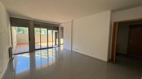 Foto 5 de Piso en venta en Calle Orient, Can Gibert del Pla, Girona Capital