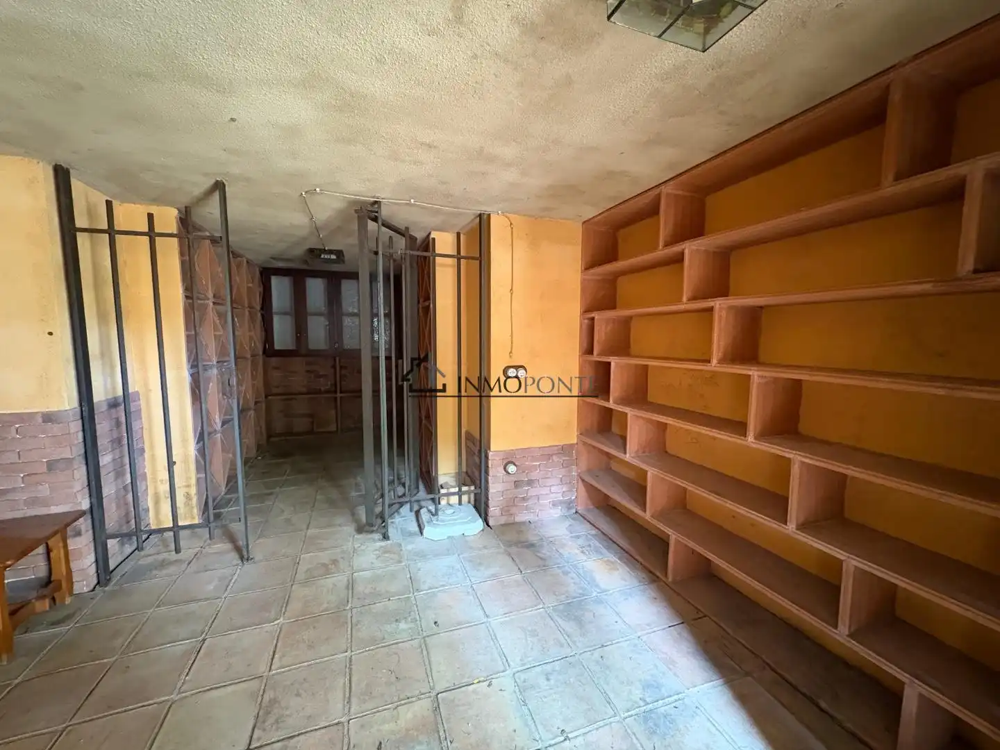 Casa o xalet en venda en Pontevedra Capital  amb Jardí privat