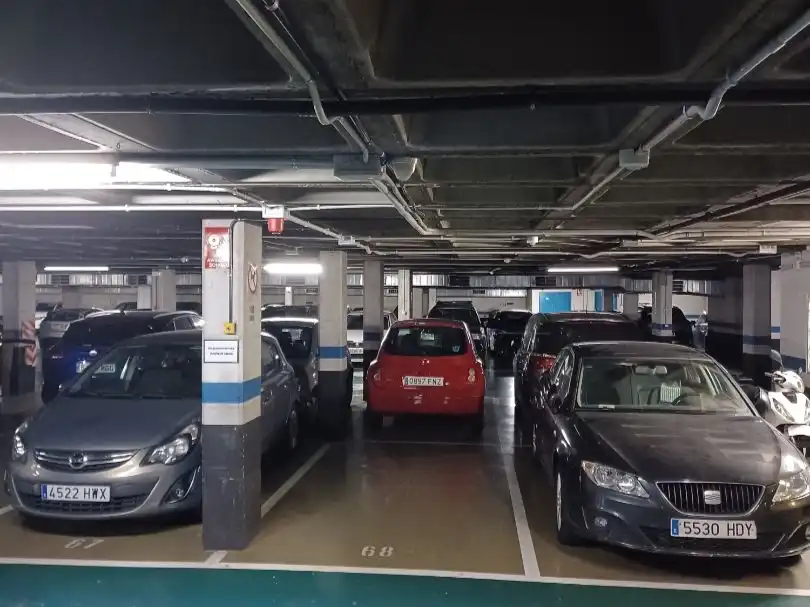 Individuale in affitto a Plaça d'Europa 1, imagen 2