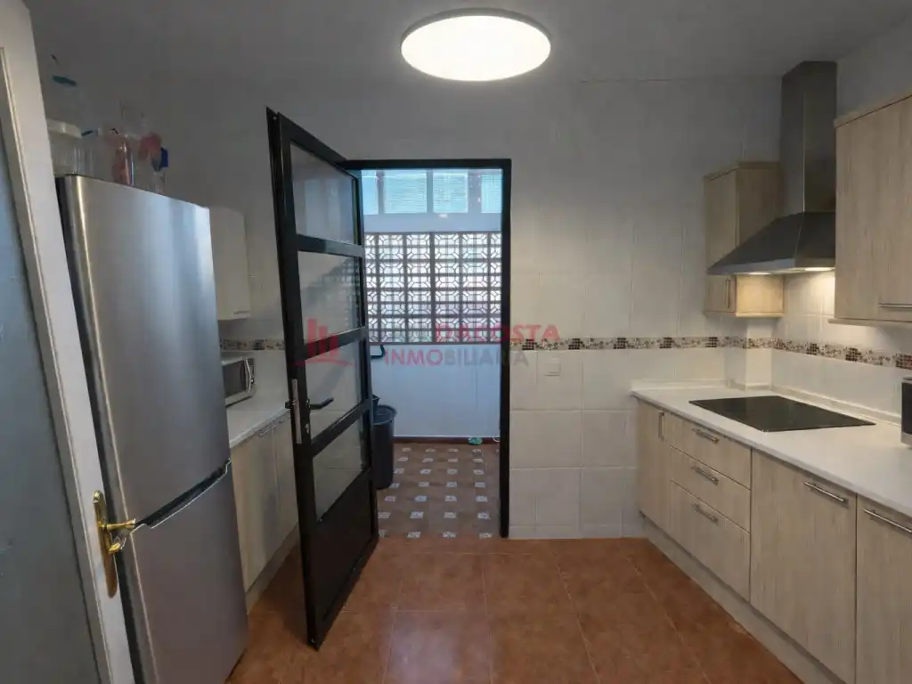 Kitchen of Houses for sale in La Antilla