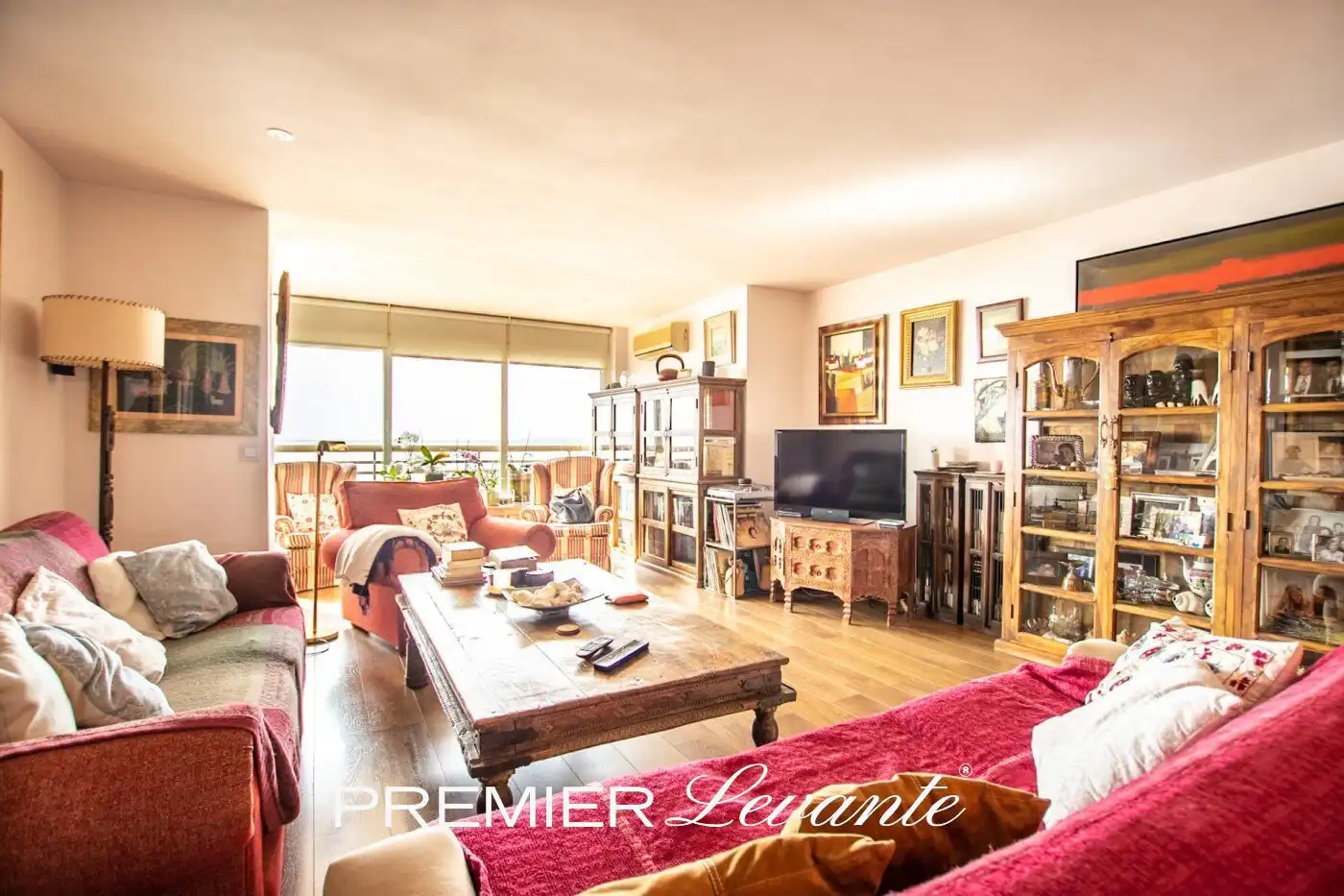 Sala de estar de Piso en venta en Alicante / Alacant con Aire acondicionado, Calefacción y Jardín privado