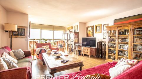 Foto 2 de Piso en venta en Avenida Avenida Costa Blanca, Cabo de las Huertas, Alicante / Alacant