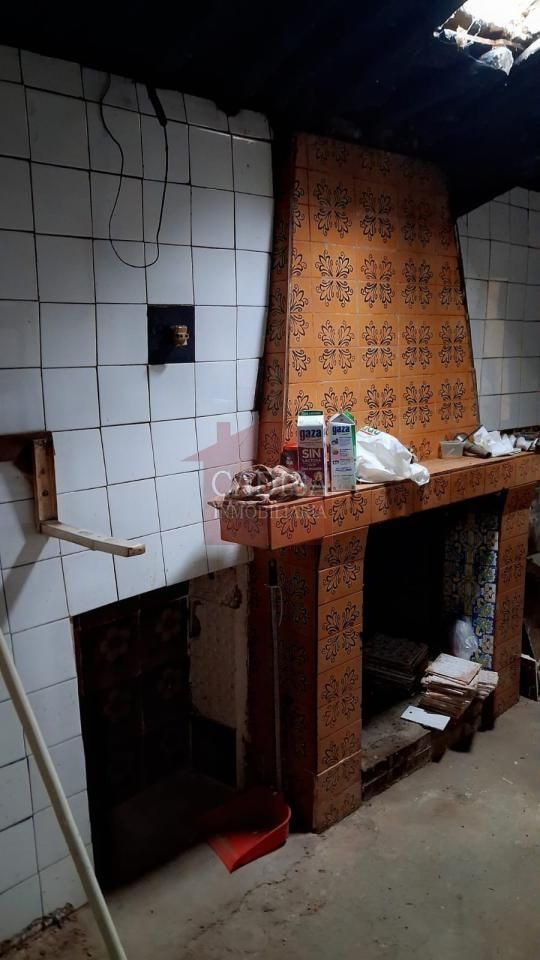 Cuina de Casa o xalet en venda en Cabrillas amb Calefacció i Jardí privat