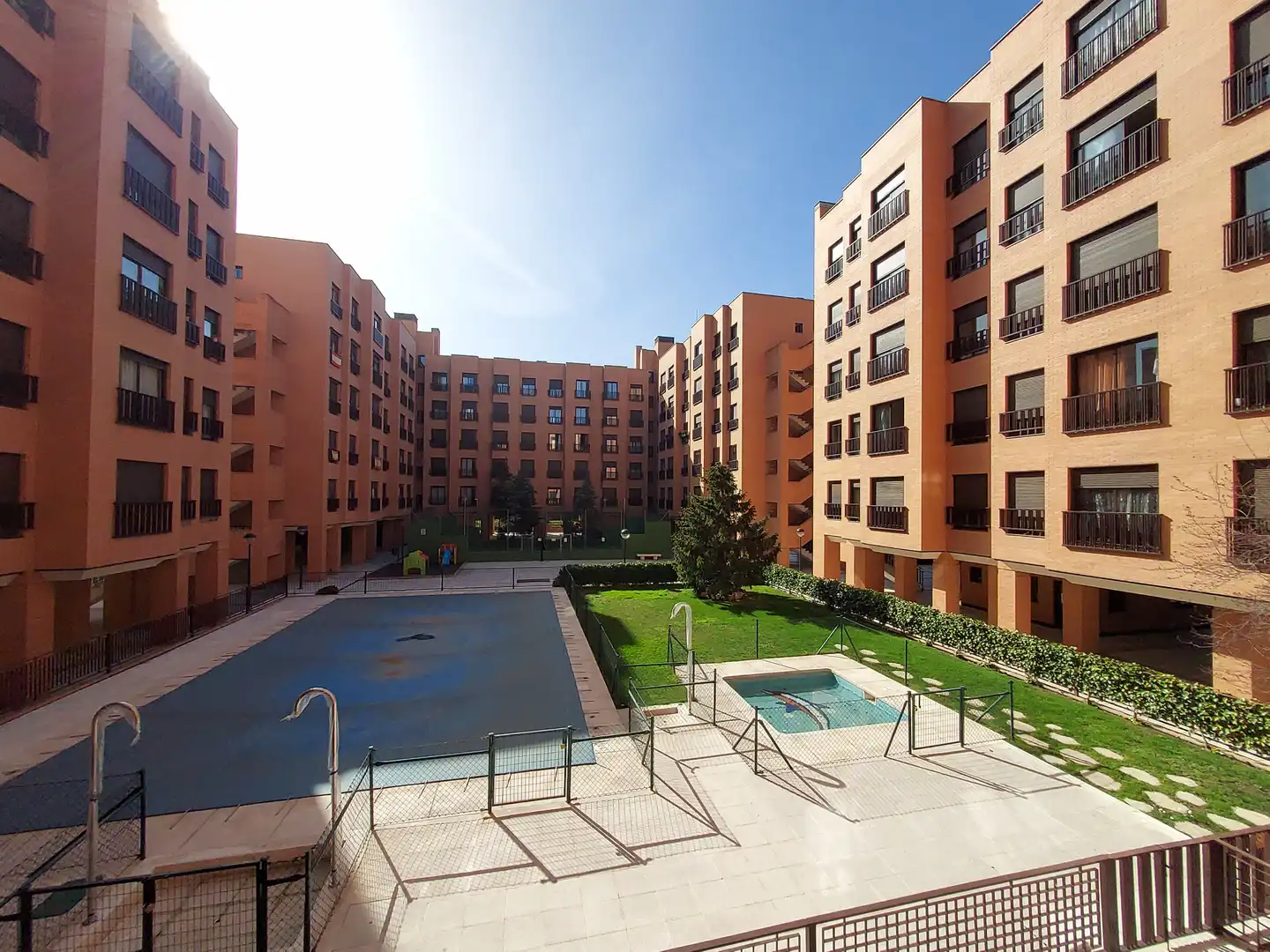 Vista exterior de Apartament de lloguer en Madrid amb Aire condicionat, Calefacció i Parquet