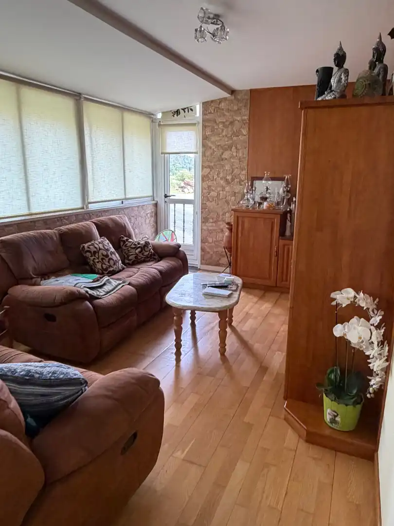 Sala de estar de Edificio en venta en Silleda