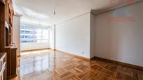 Sala d'estar de Pis de lloguer en  Madrid Capital amb Aire condicionat, Calefacció i Parquet