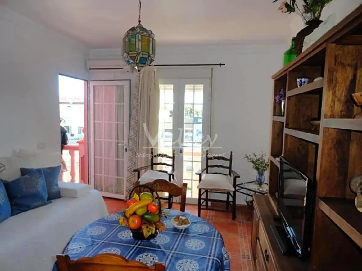 Habitación de Edificio en venta en Sotogrande
