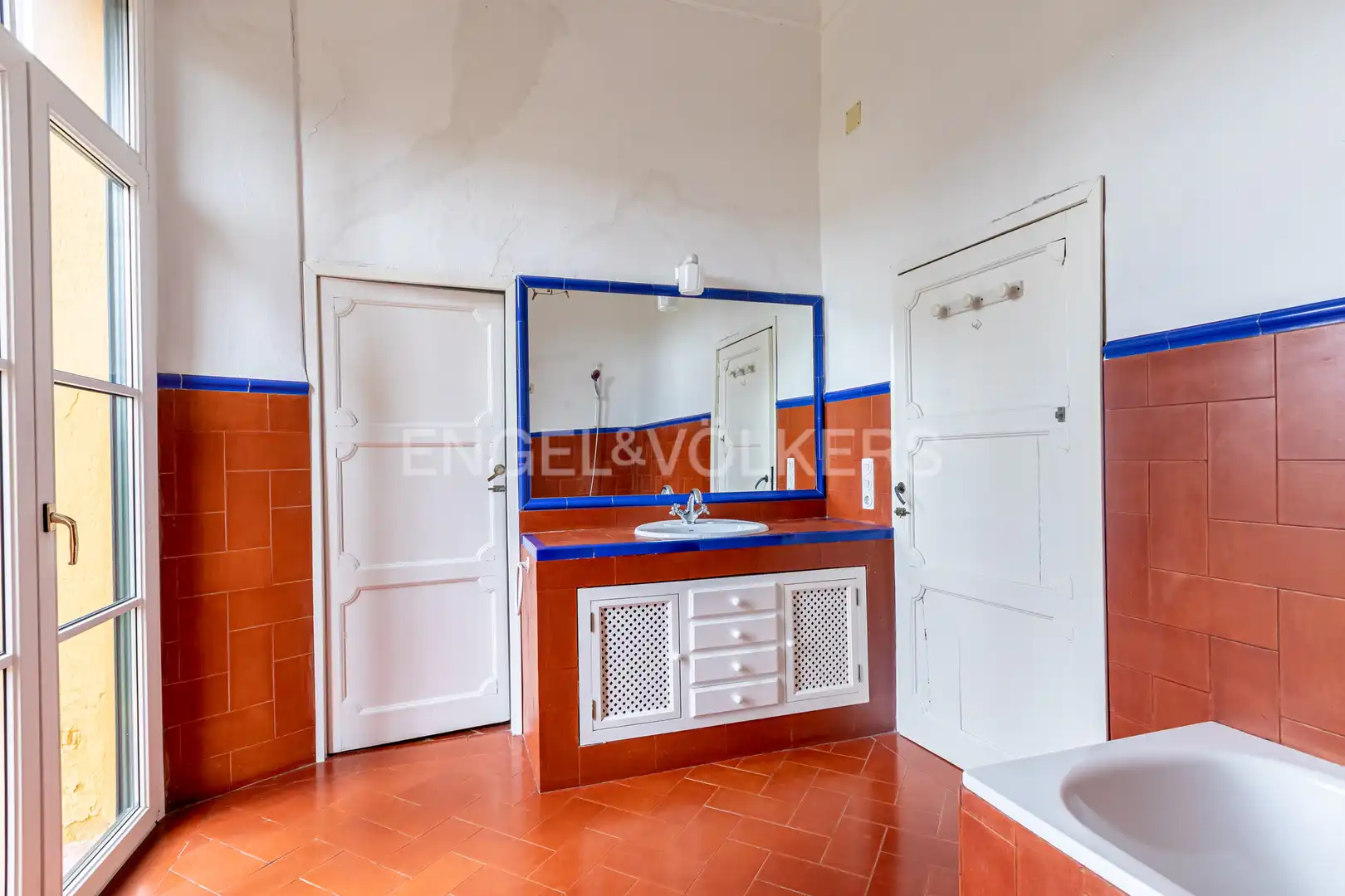 Baño de Casa o chalet en venta en La Puebla de Cazalla con Calefacción, Jardín privado y Terraza